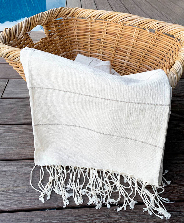 Frazada Natural con Líneas Grises Arte Zapoteco