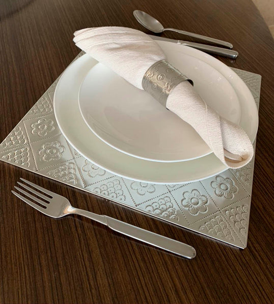 Plato Base Cuadrado Hojalatería Saley