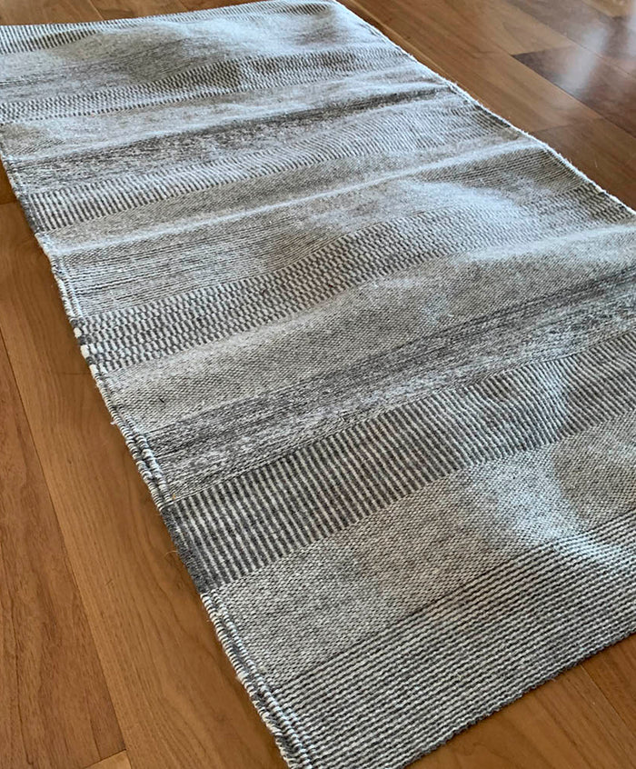 Tapete Rayas Gris Arte Zapoteco